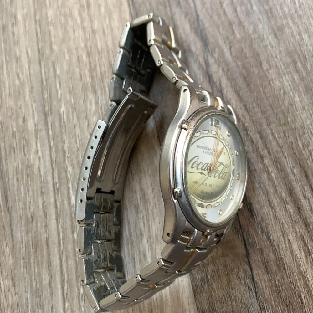 Coca Cola Wrist Watch 2002 CocaCola Coke Soda Wristwatch Adjustable Strap